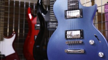 大阪でギター買取するならどこ？高価買取を狙うコツと業者比較！